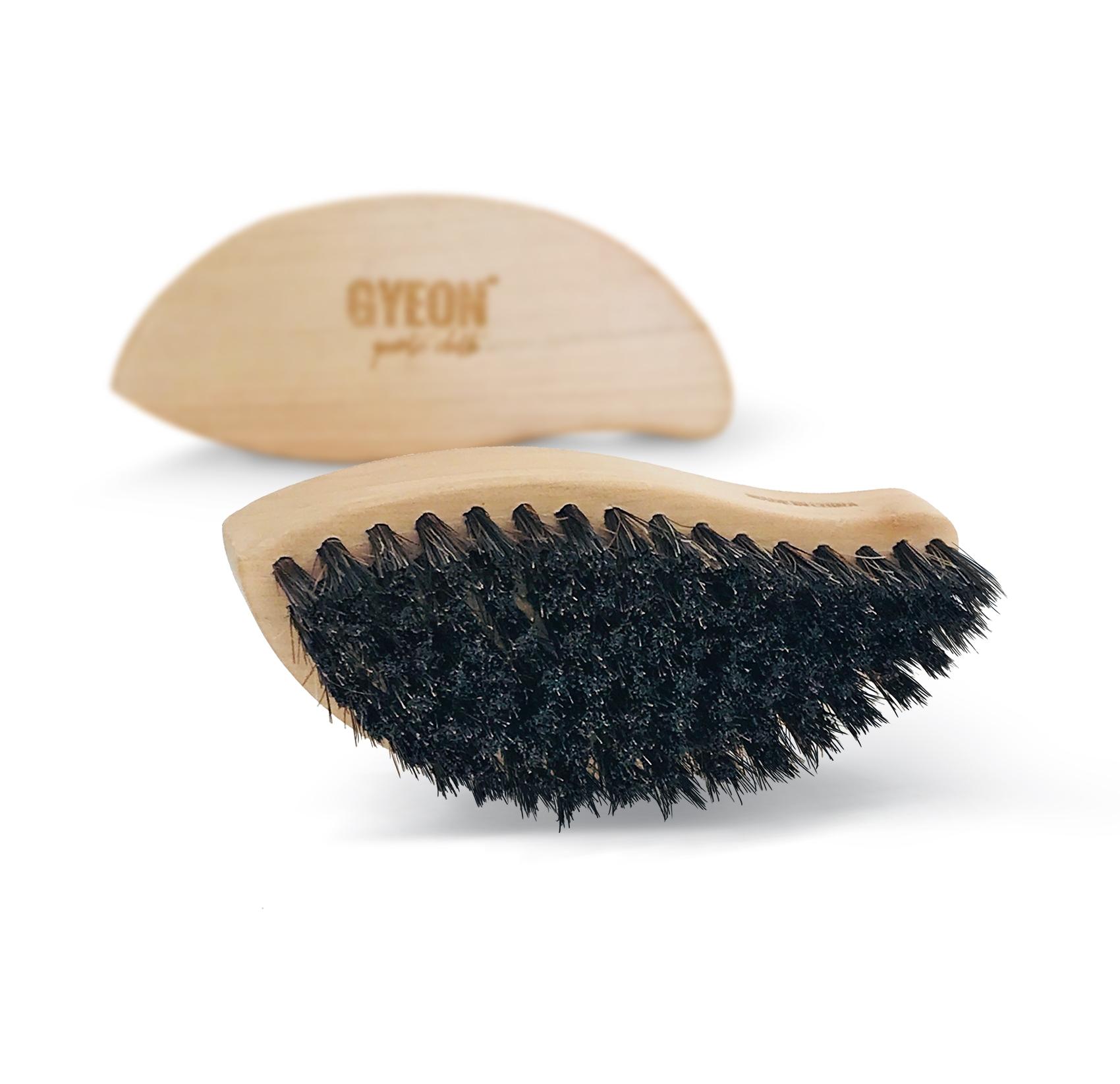 Gyeon Q2M LeatherBrush